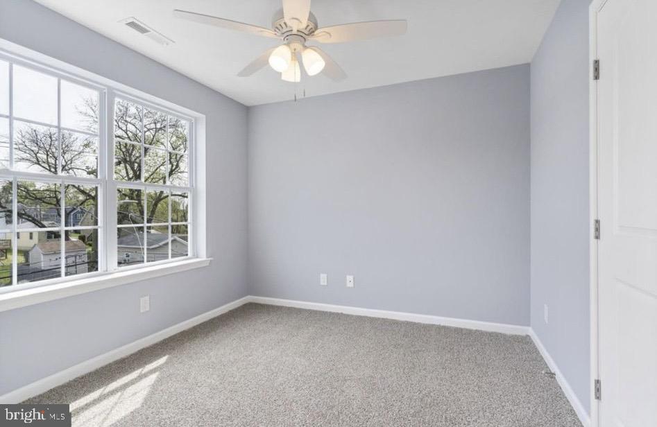 802 6th Avenue Croydon, PA 19021 - Photo 28 of 36