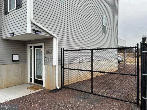 $3,200 | 802 6th Avenue, Croydon, PA 19021