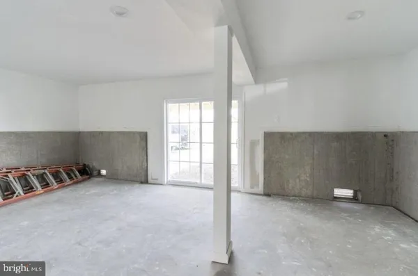 $3,200 | 802 6th Avenue, Croydon, PA 19021