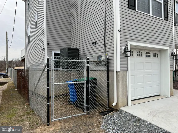 $3,200 | 802 6th Avenue, Croydon, PA 19021