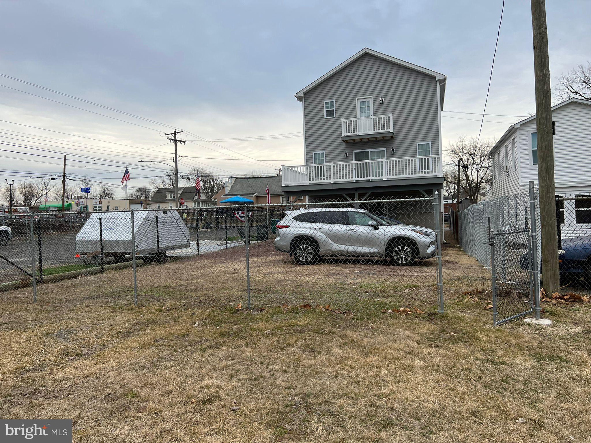 802 6th Avenue Croydon, PA 19021 - Photo 4 of 36