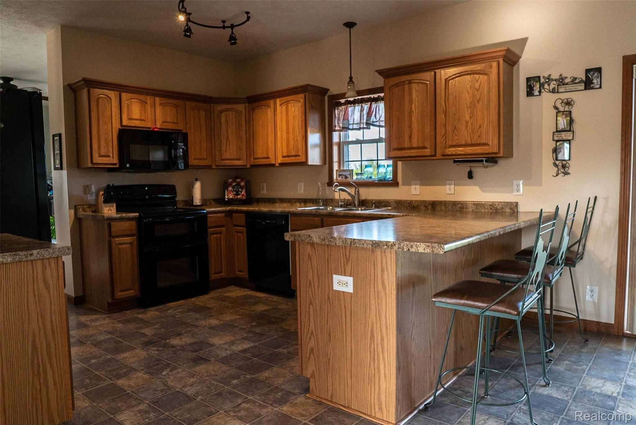 1155 Morris Road Lapeer, MI 48446 - Photo 4 of 47 Wonderful kitchen with lots of cabinet space.