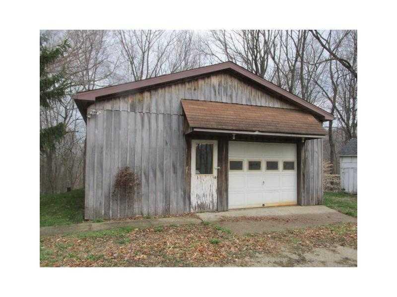 1507 North Blue Barn Road Bloomfield, IN 47424 - Photo 3 of 7