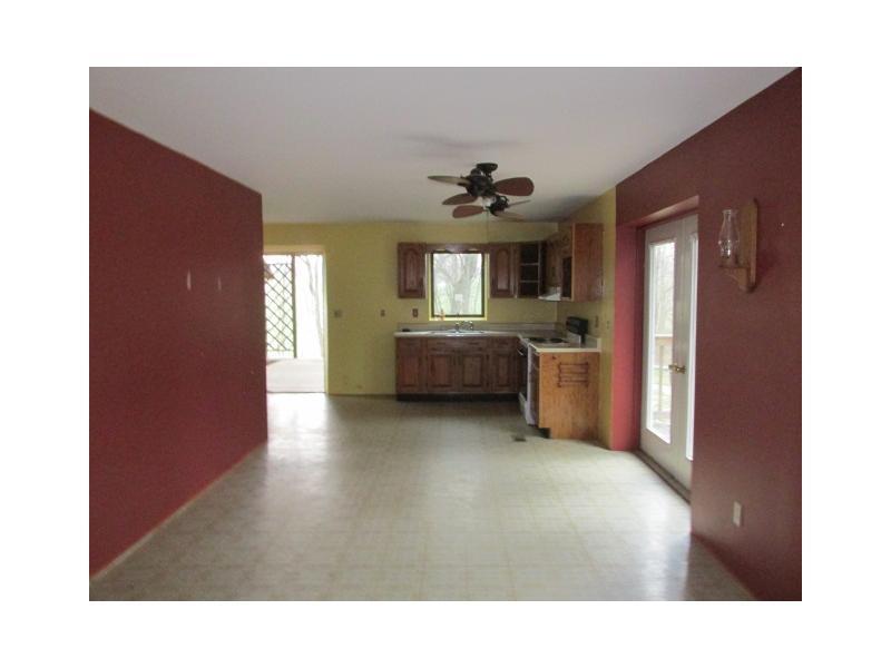 1507 North Blue Barn Road Bloomfield, IN 47424 - Photo 5 of 7