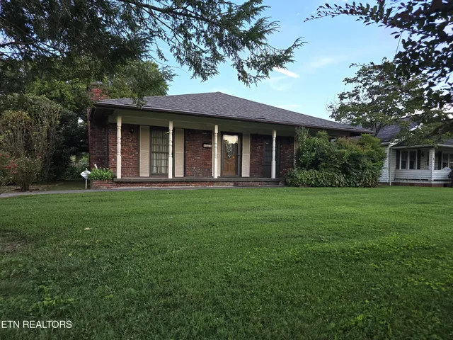 $229,900 | 1203 Winchester Avenue, Middlesboro, KY 40965