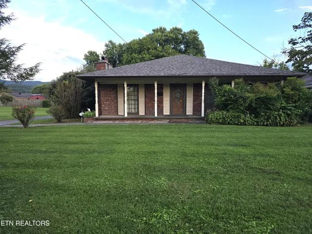 $229,900 | 1203 Winchester Avenue, Middlesboro, KY 40965