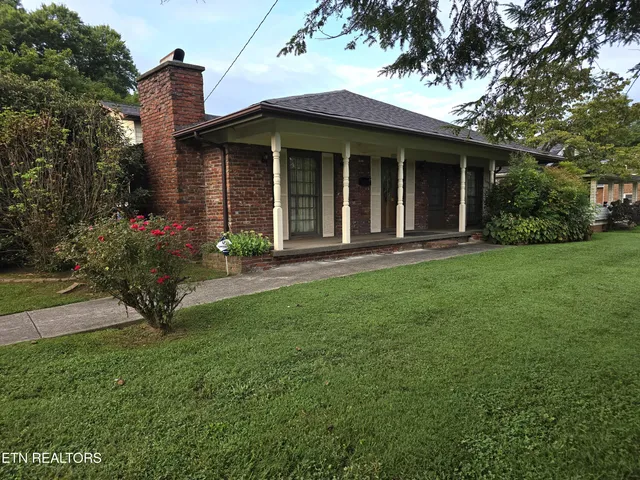 $229,900 | 1203 Winchester Avenue, Middlesboro, KY 40965