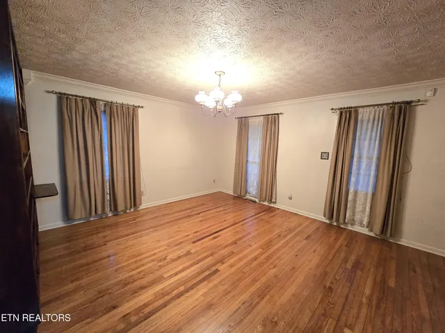 $229,900 | 1203 Winchester Avenue, Middlesboro, KY 40965