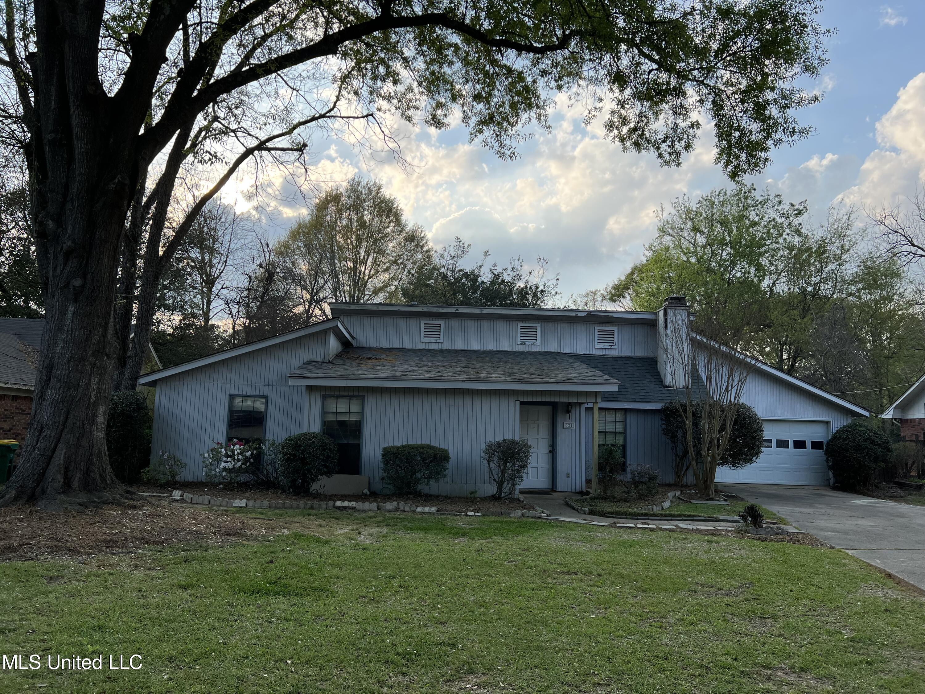 321 Longmeadow Court Ridgeland, MS 39157 - Photo 1 of 10 321 Longmeadow