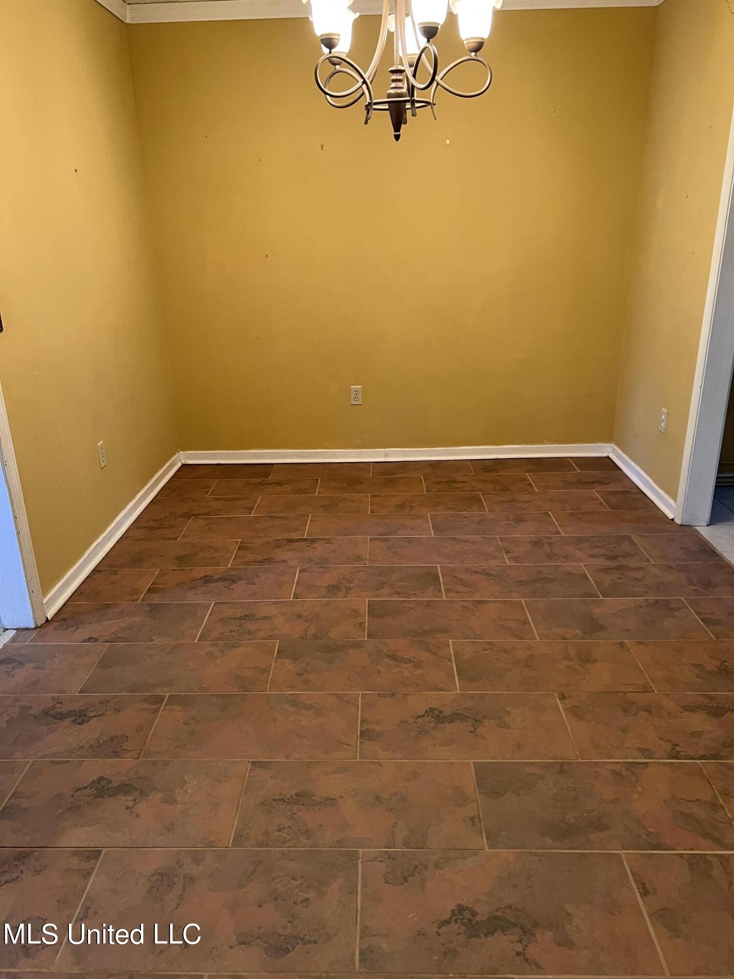 321 Longmeadow Court Ridgeland, MS 39157 - Photo 5 of 10 IMG_1877