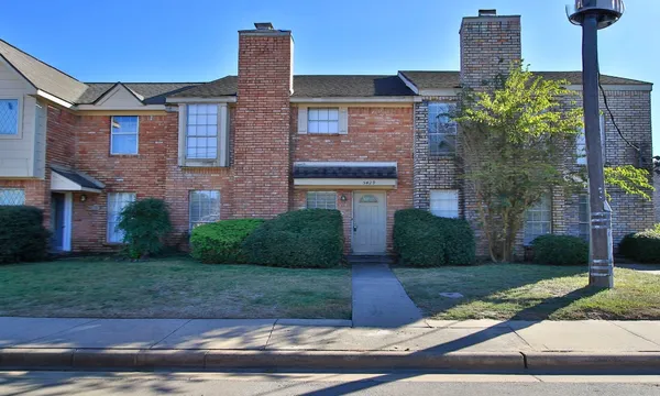$1,895 | 5429 10th Street, Katy, TX 77493