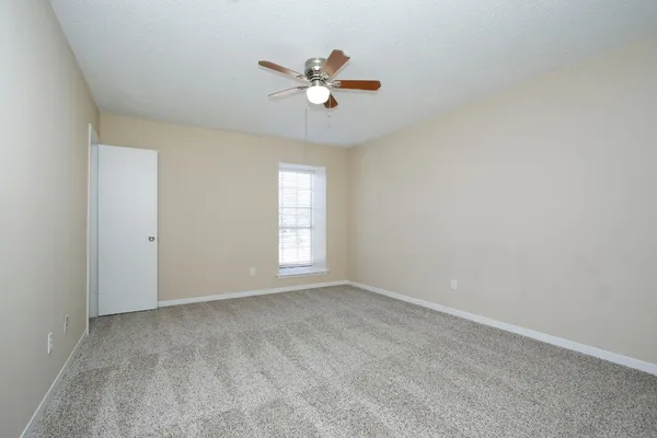 $1,895 | 5429 10th Street, Katy, TX 77493