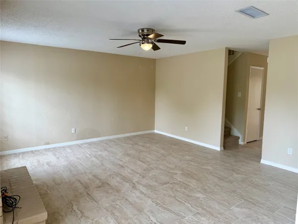 $1,895 | 5429 10th Street, Katy, TX 77493