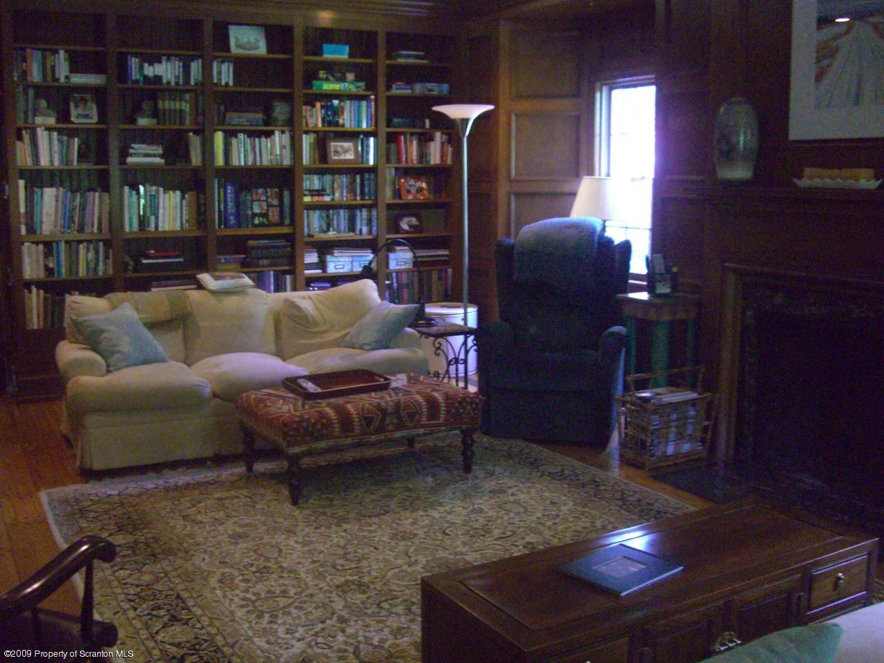 Abington Road Waverly, PA 18471 - Photo 4 of 8 Gallery Image 4