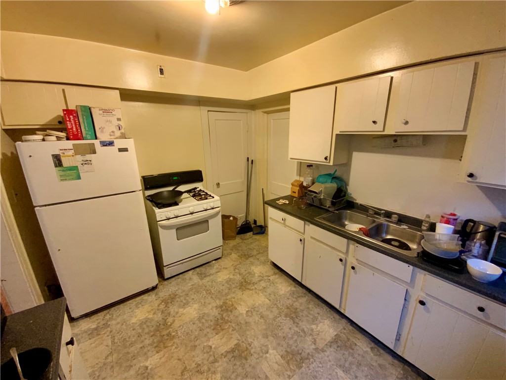 518 Augustine Street Rochester, NY 14613 - Photo 12 of 20 downstairs unit kitchen