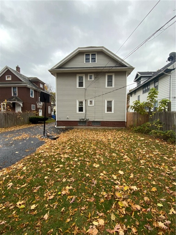 518 Augustine Street Rochester, NY 14613 - Photo 20 of 20 back of house