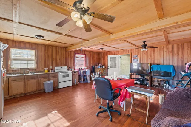 $679,900 | 1528 Hilltop Drive, Bonifay, FL 32425