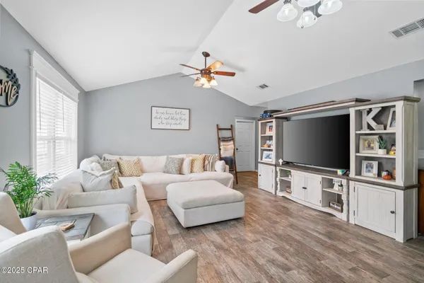 $674,900 | 1528 Hilltop Drive, Bonifay, FL 32425