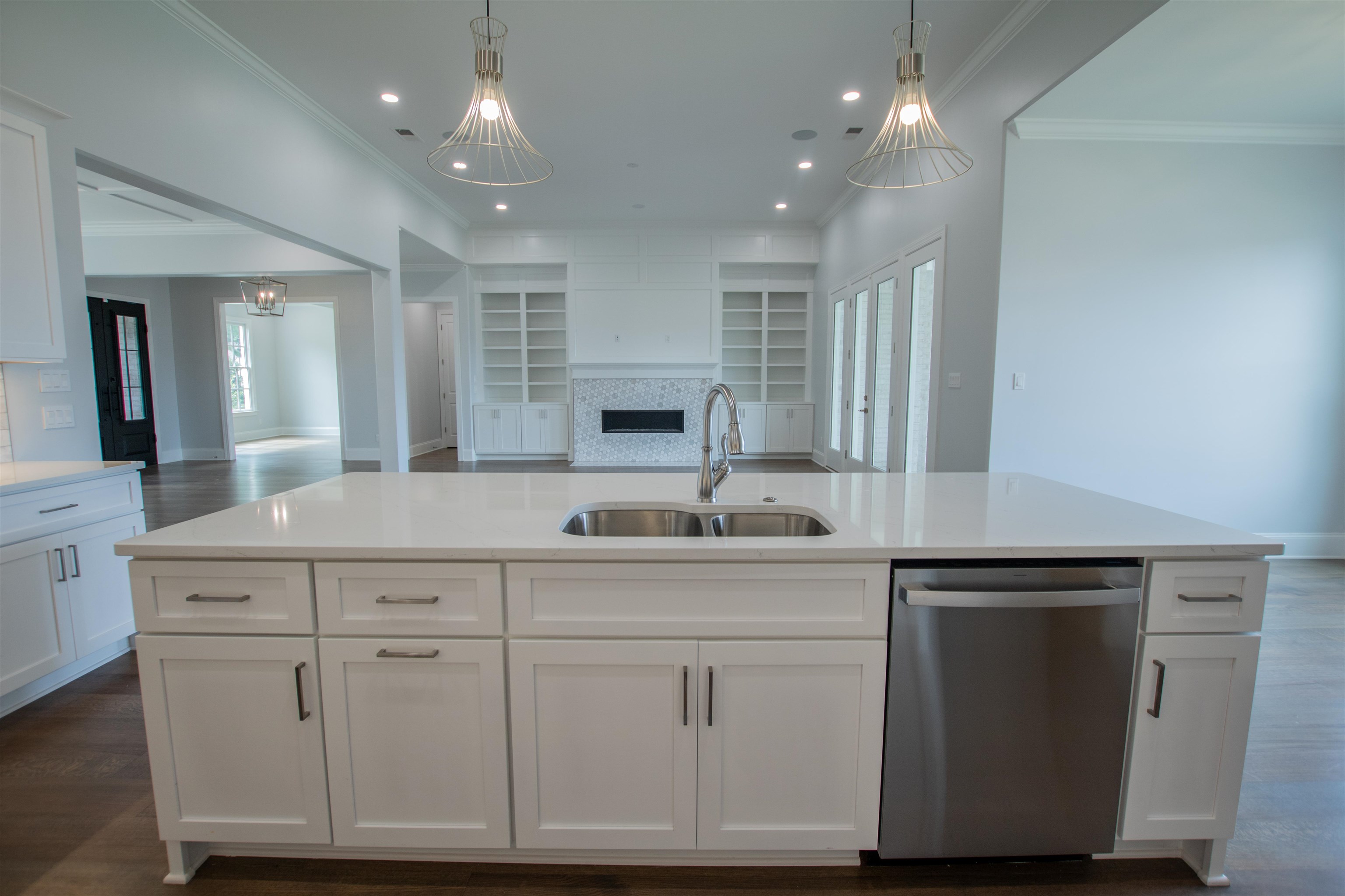 2611 Moore Road Germantown, TN 38138 - Photo 17 of 40 a kitchen with white cabinets