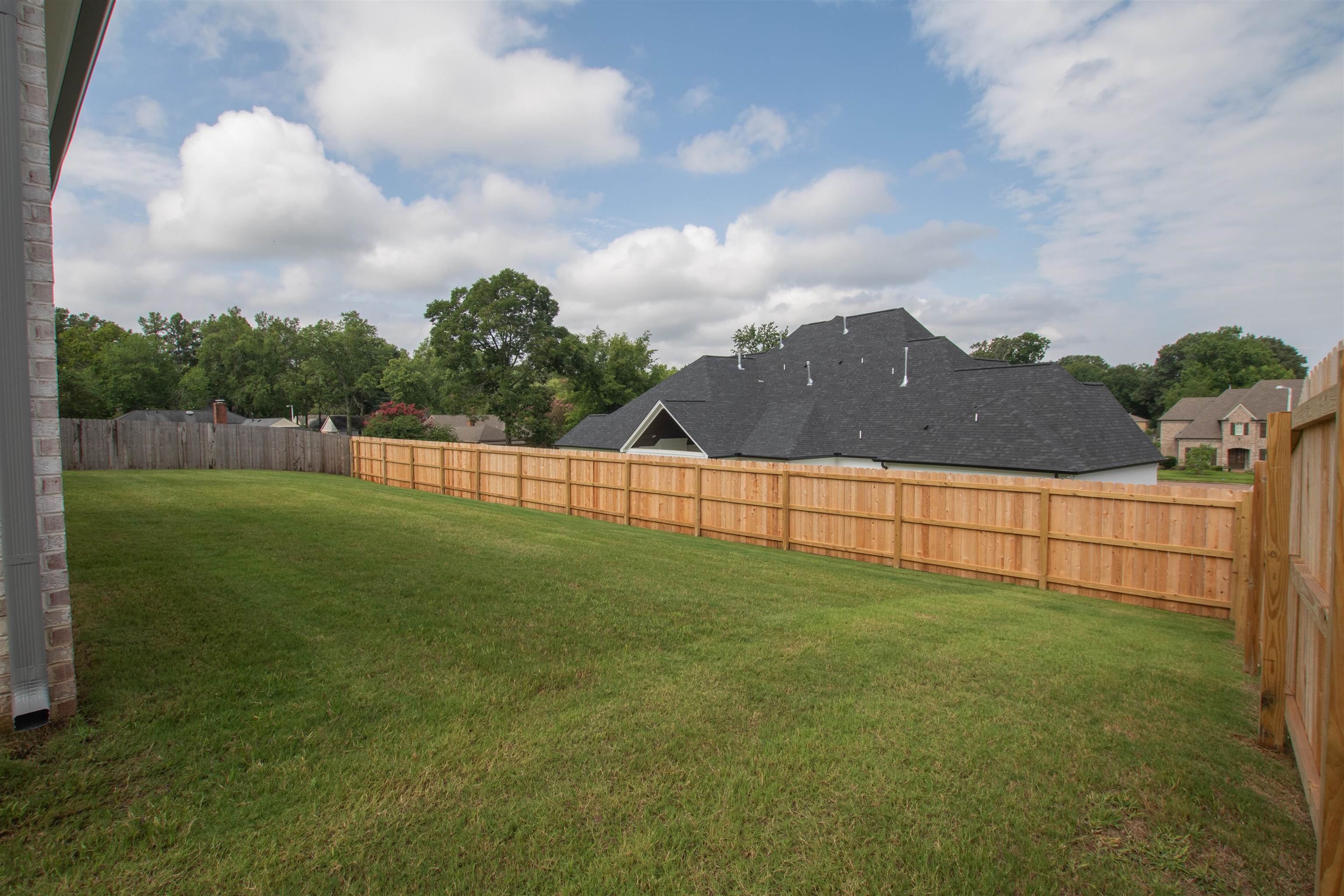 2611 Moore Road Germantown, TN 38138 - Photo 9 of 40 a view of a backyard