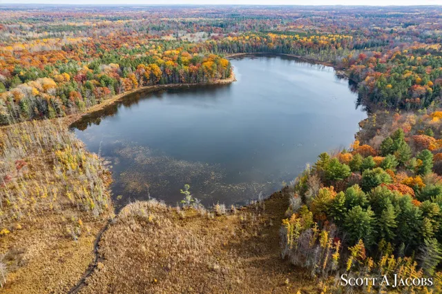 $3,200,000 | 1125 Chaput Drive, Sears, MI 49679