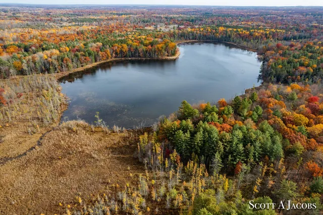 $3,200,000 | 1125 Chaput Drive, Sears, MI 49679