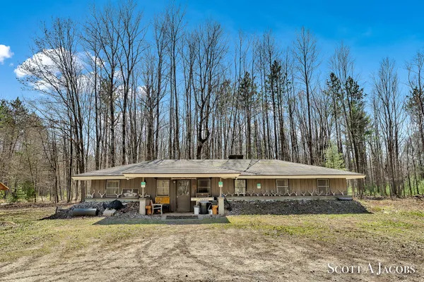 $3,200,000 | 1125 Chaput Drive, Sears, MI 49679