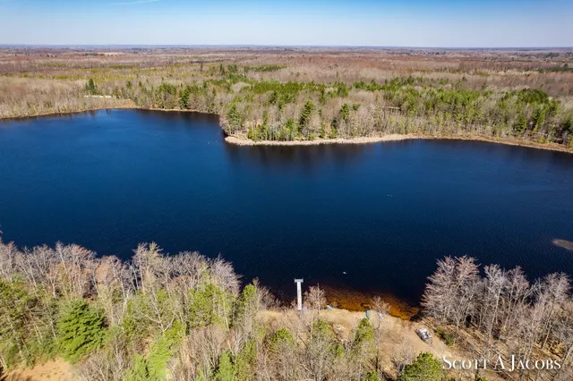 $3,200,000 | 1125 Chaput Drive, Sears, MI 49679