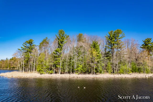 $3,200,000 | 1125 Chaput Drive, Sears, MI 49679