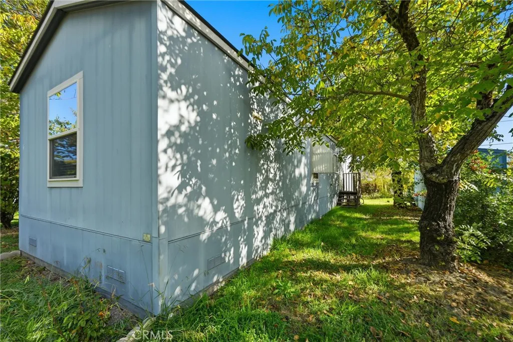 375 East State 20 Upper Lake, CA 95485 - Photo 21 of 24 a backyard of a house with lots of green space