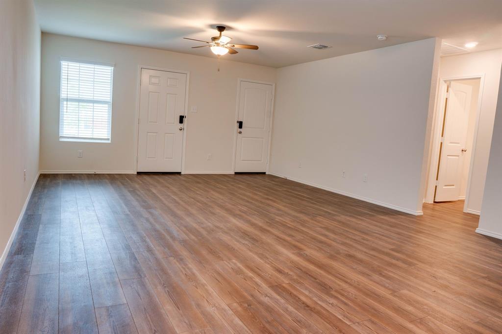 5324 Vinebrook Way Princeton, TX 75407 - Photo 4 of 30