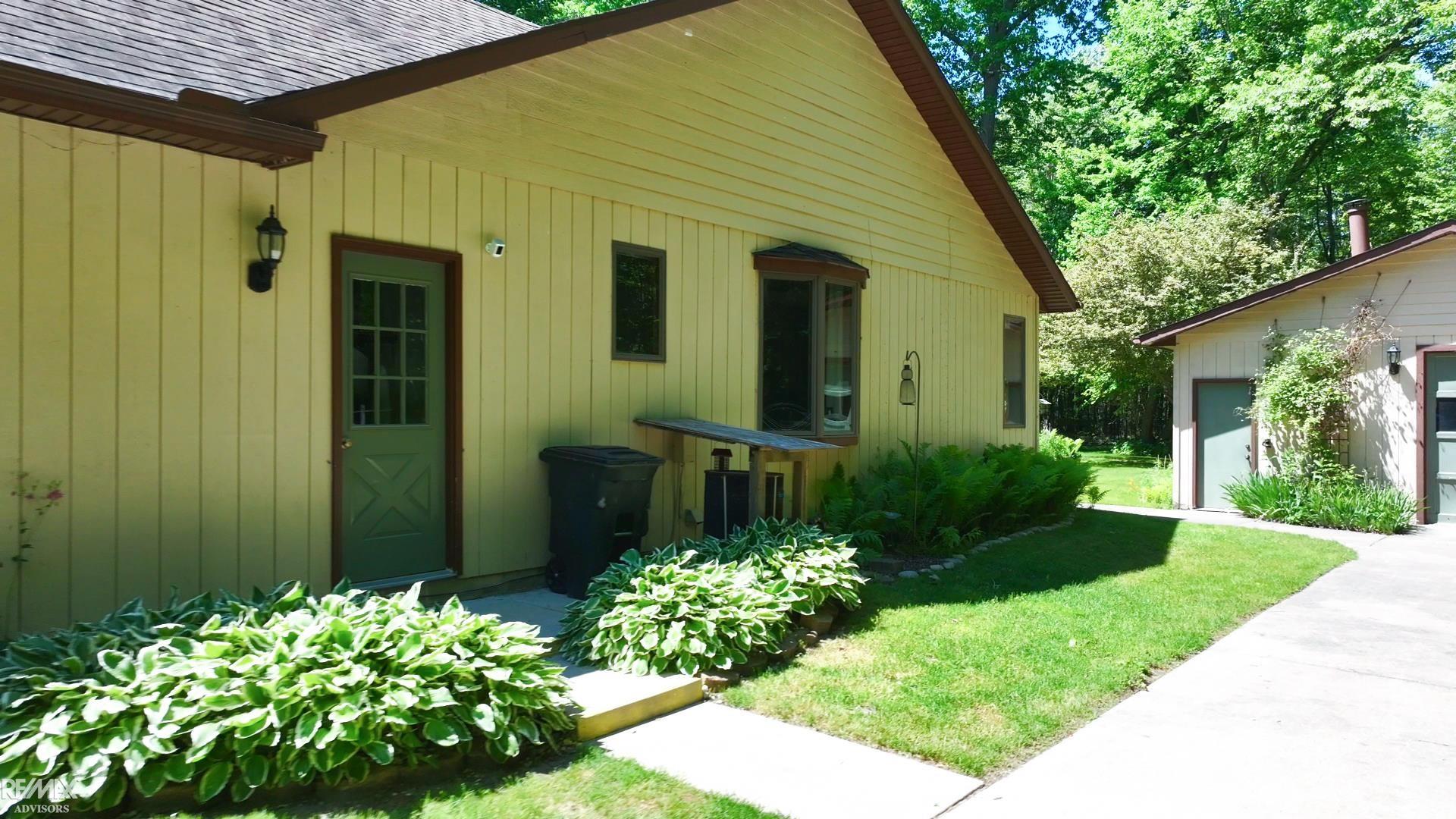 6440 Benoit Road Algonac, MI 48001 - Photo 43 of 53