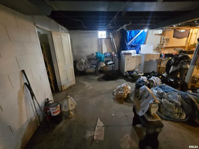 $135,000 | 13840 North Dove Lane, Bluford, IL 62814