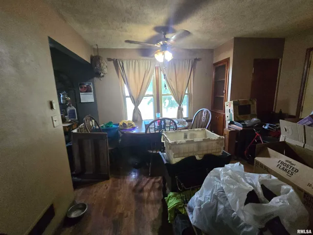 $135,000 | 13840 North Dove Lane, Bluford, IL 62814