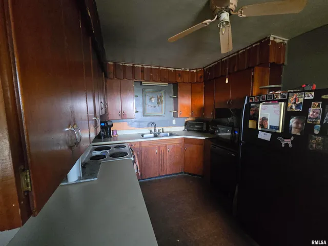 $135,000 | 13840 North Dove Lane, Bluford, IL 62814