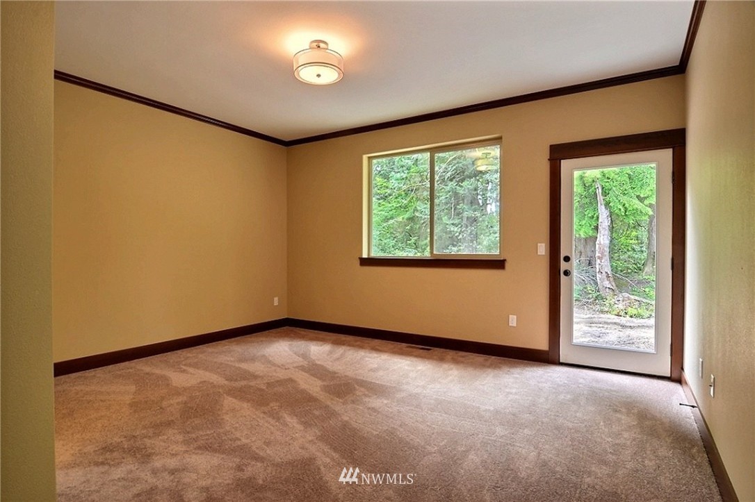 10620 Banner Road Southeast Olalla, WA 98359 - Photo 13 of 20 Gallery Image 13