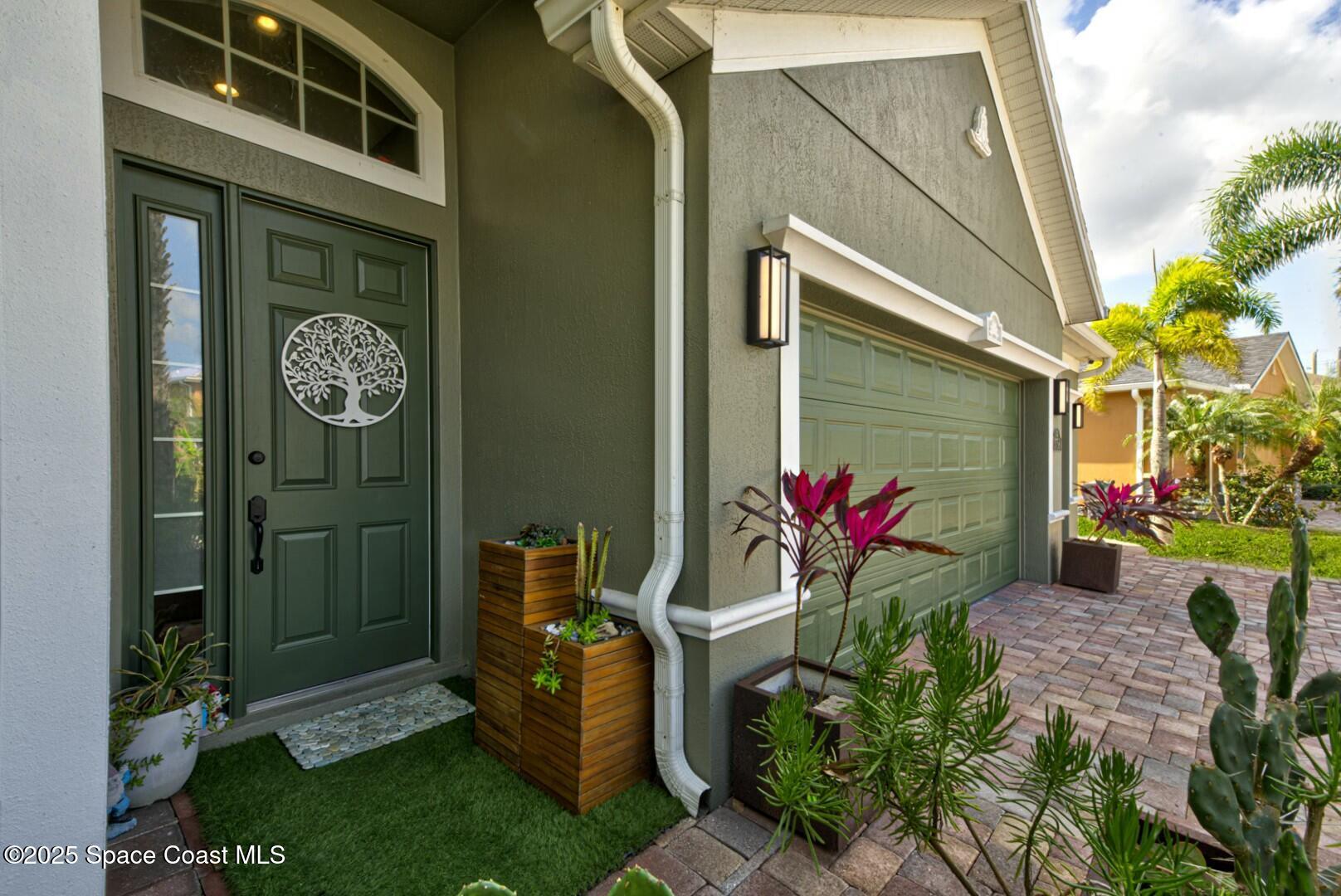 3758 Hollisten Circle Melbourne, FL 32940 - Photo 5 of 51 Entry