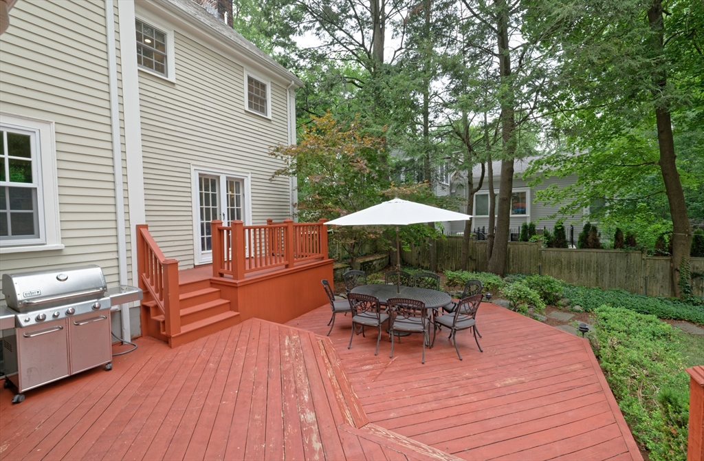 133 Arnold Road Newton, MA 02459 - Photo 35 of 42