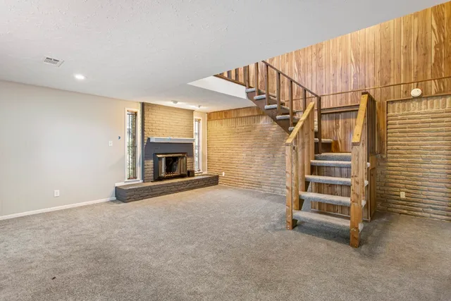 $1,899 | 6602 Indian Lake Drive, Houston, TX 77489