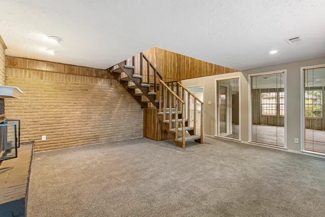 $1,899 | 6602 Indian Lake Drive, Houston, TX 77489