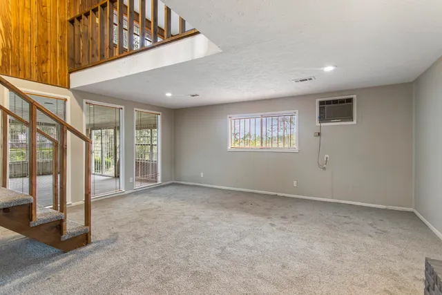 $1,899 | 6602 Indian Lake Drive, Houston, TX 77489