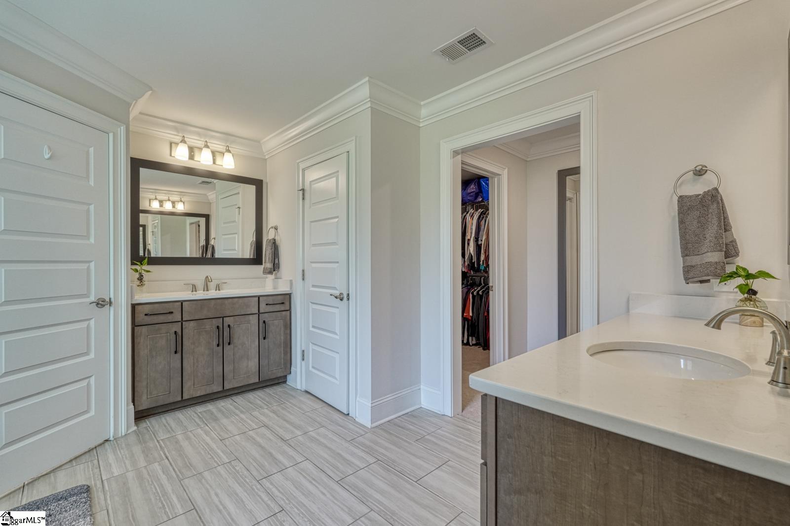 201 Tyrian Drive Greenville, SC 29607 - Photo 46 of 50
