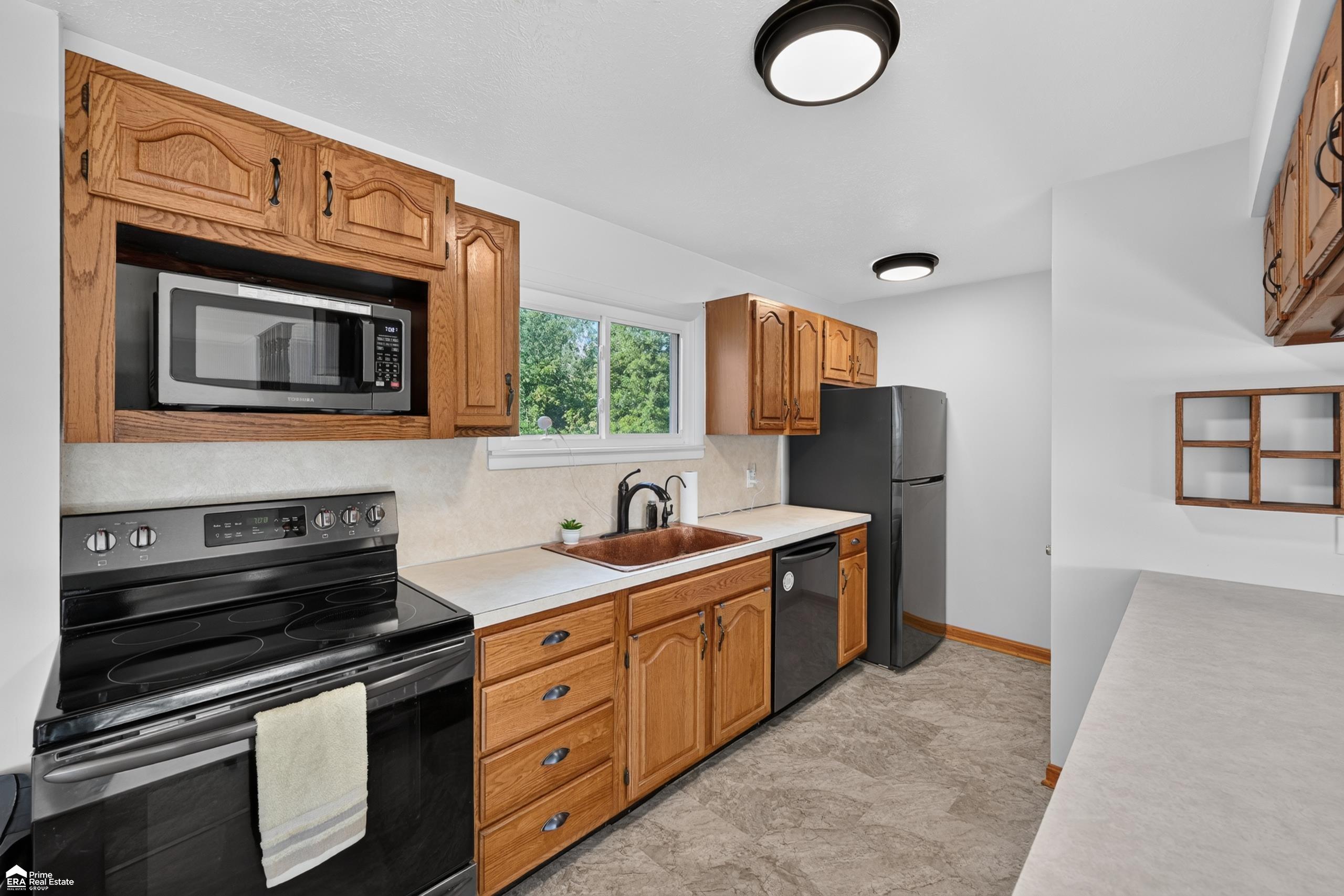 5293 Cole Road Bancroft, MI 48414 - Photo 13 of 55