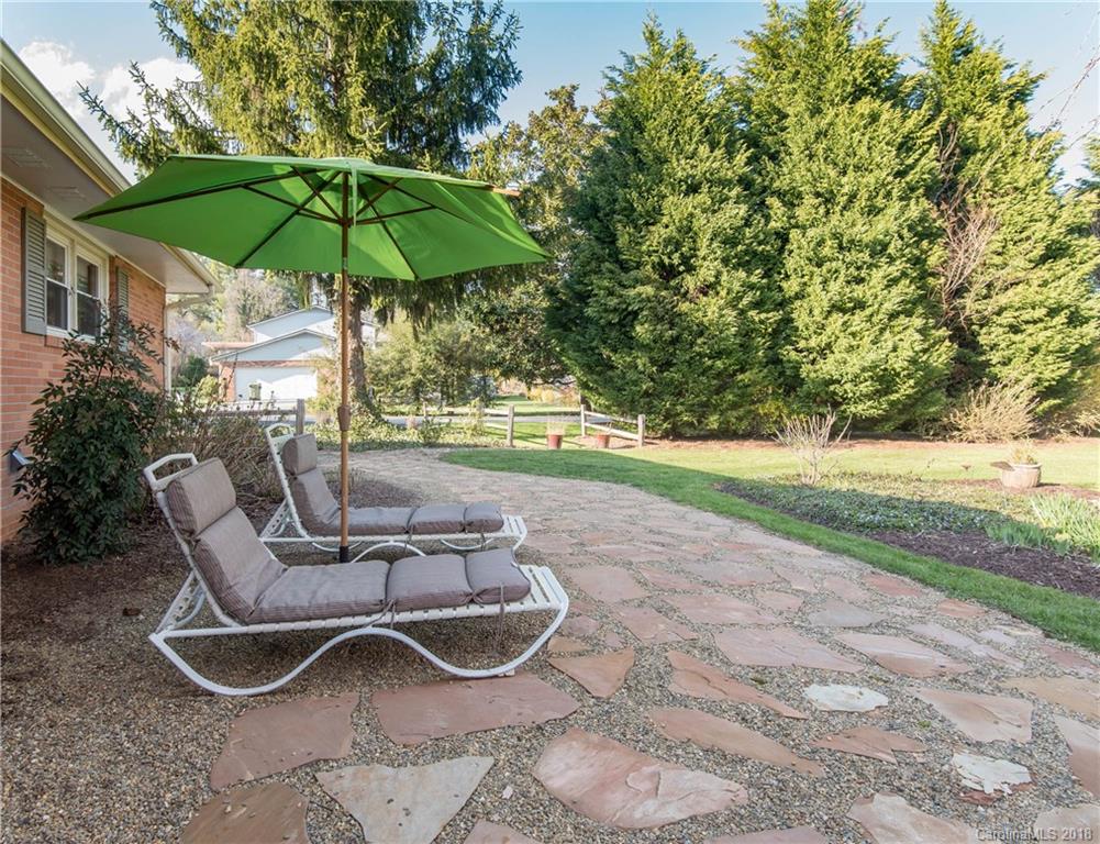 225 Balsam Road Hendersonville, NC 28792 - Photo 23 of 34 Gallery Image 23