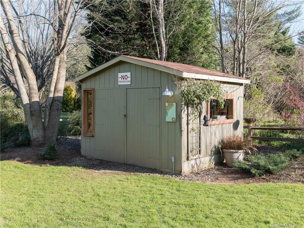 225 Balsam Road Hendersonville, NC 28792 - Photo 30 of 34 Gallery Image 30