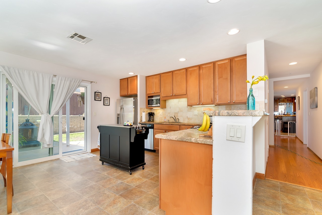 8782 Cordial Road El Cajon, CA 92021 - Photo 11 of 25 Gallery Image 11