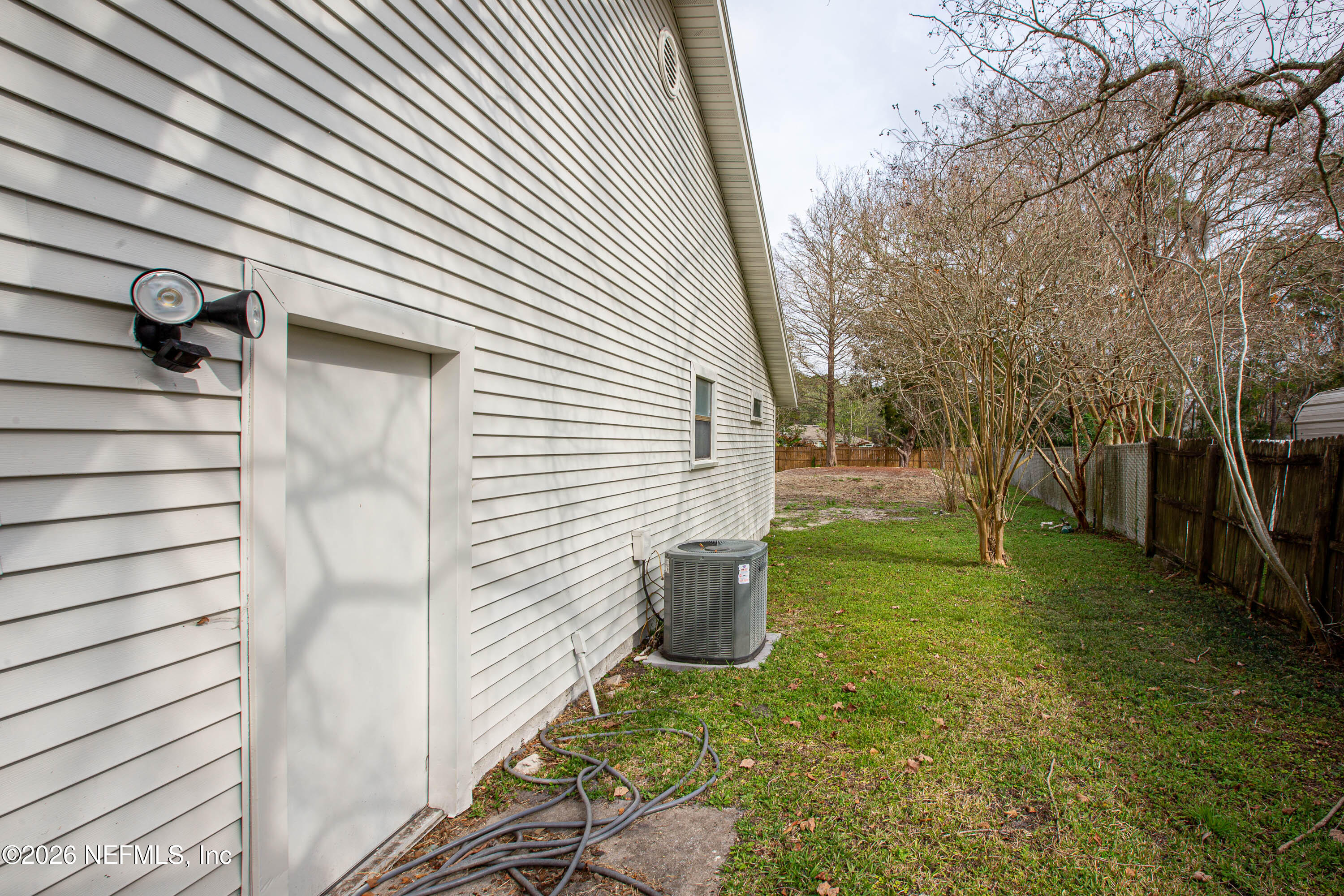 14863 Yellow Bluff Road Jacksonville, FL 32226 - Photo 31 of 48 a view of a back yard of the house