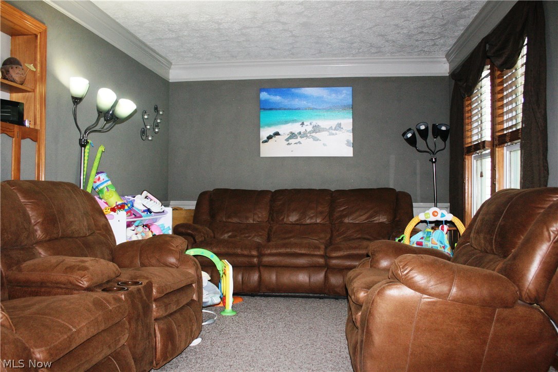 4252 Stow Road Stow, OH 44224 - Photo 6 of 33 Gallery Image 6