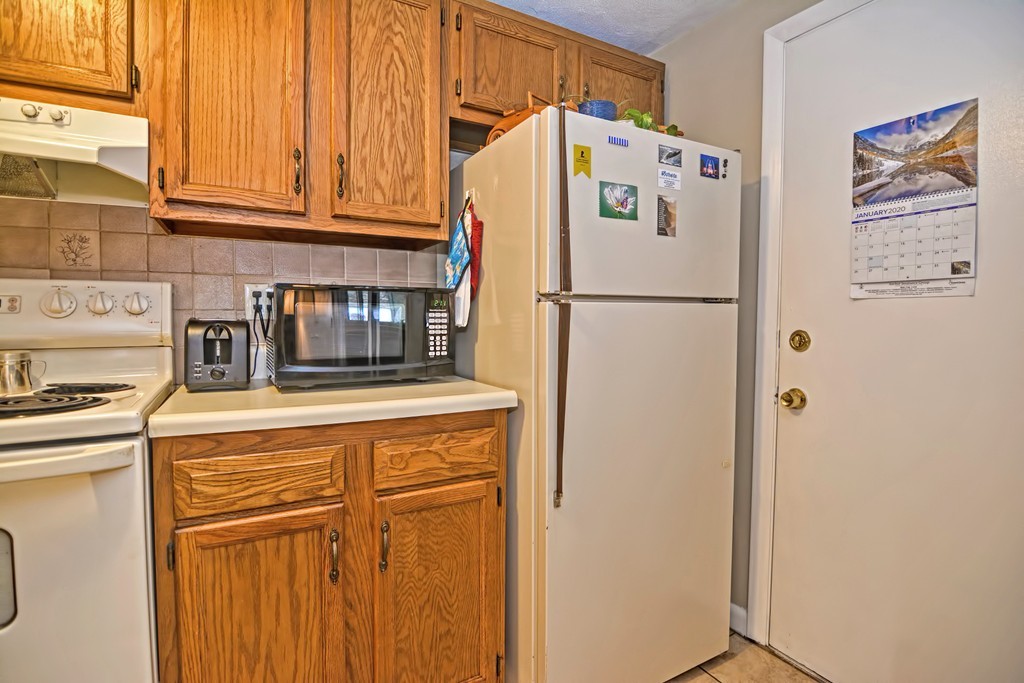 608 Boston Post Road East, Unit 1 Marlborough, MA 01752 - Photo 8 of 21 Gallery Image 8