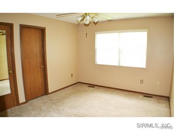 870 Misty Valley Road O'Fallon, IL 62269 - Photo 9 of 19 Gallery Image 9